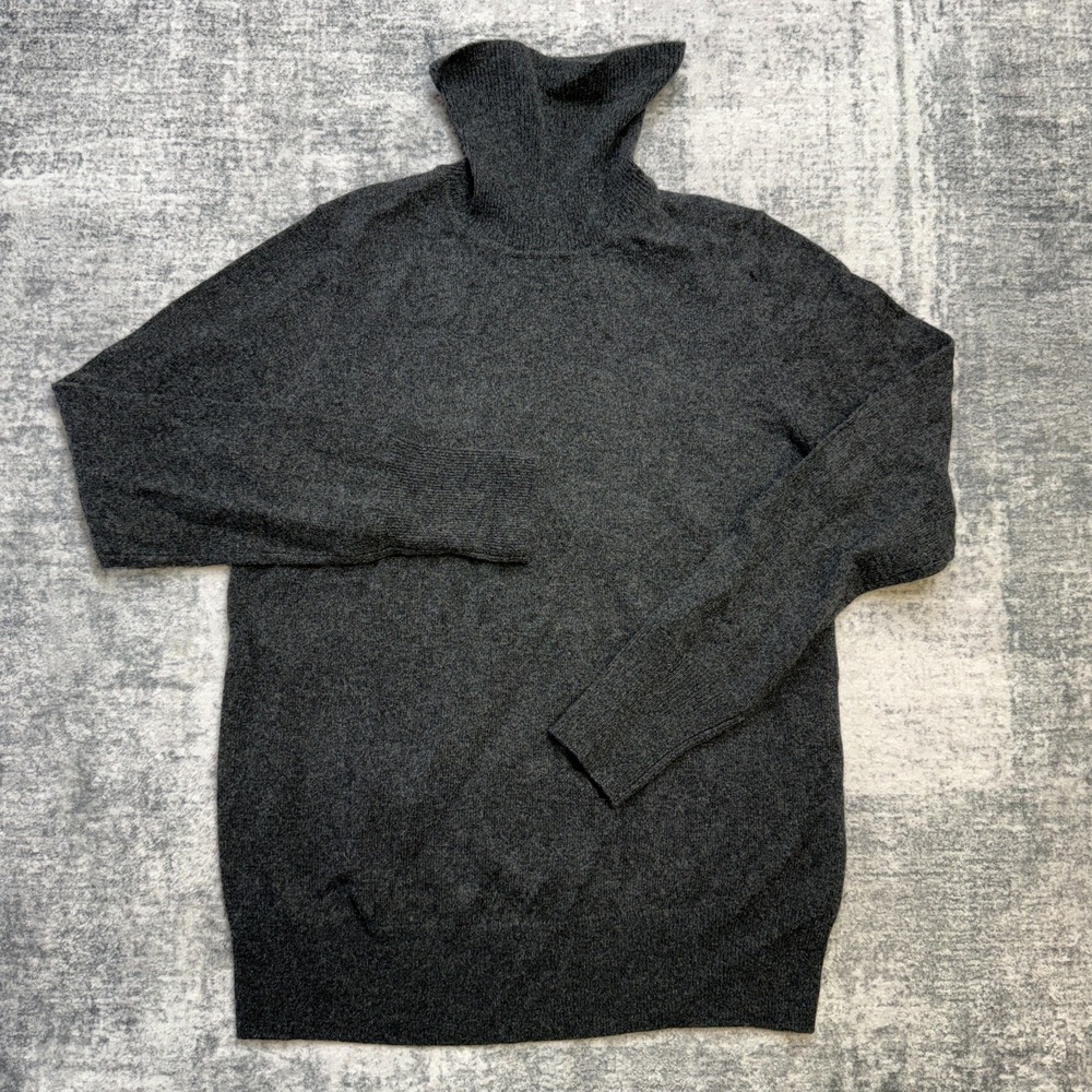 Halston Cashmere Sweater Womens Medium Charcoal Turtleneck Minimalist Capsule